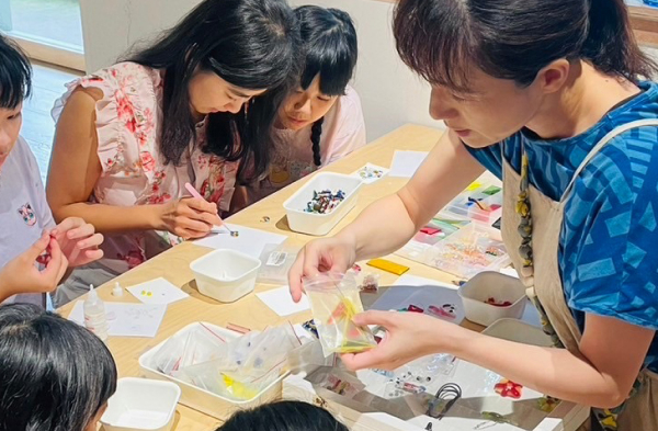 オープン工場参加者の様子